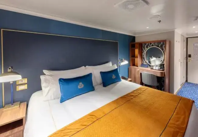 Britannia Inside – Approximately 148 sq. ft.